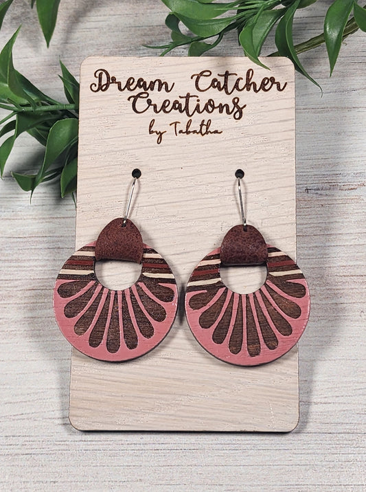 Striped Scallop Peekaboo Wood Earrings- Pink