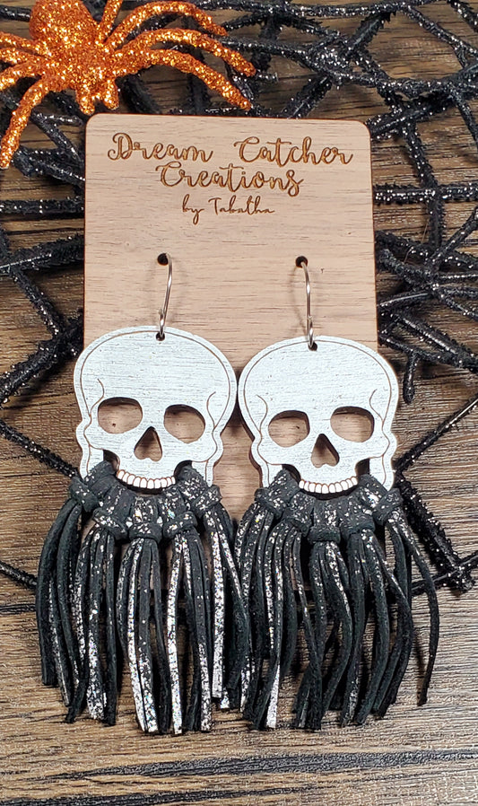 Full Fringe Wood Skulls- Black & Silver