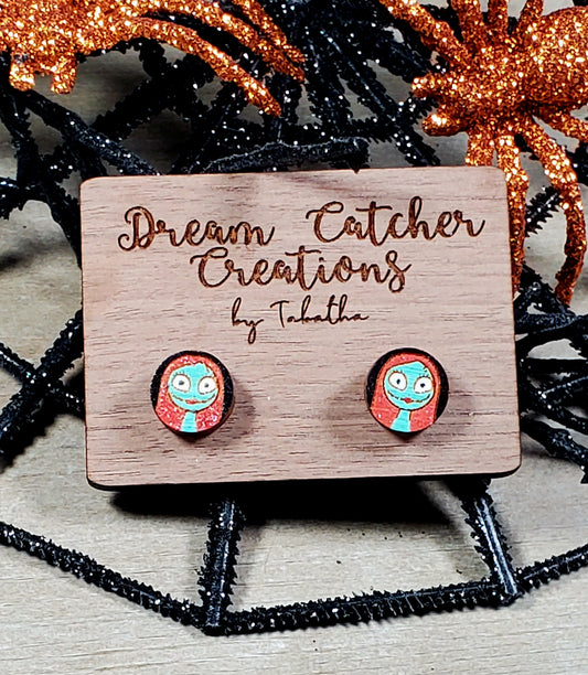 Sally Face Wood Studs