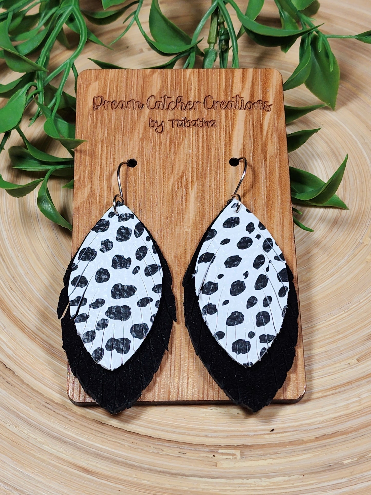 Fringed Leaves- Black & White Spots